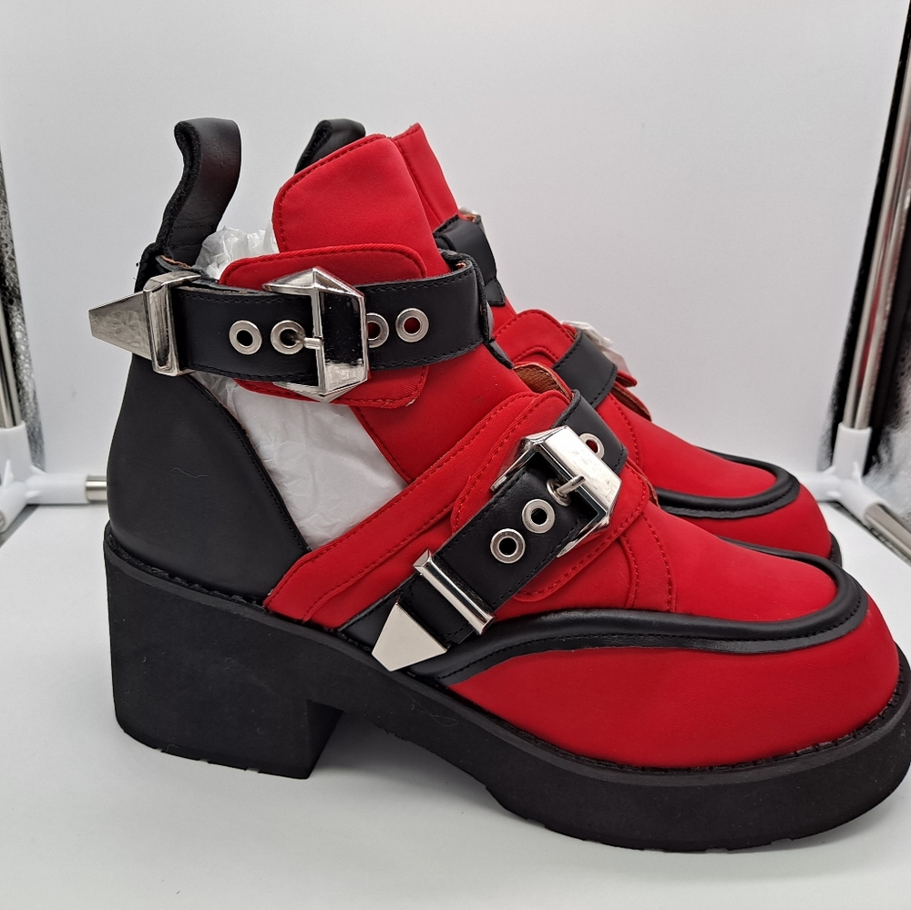 Jeffrey Campbell Coltrane red and black neoprene funky boots, 7M.